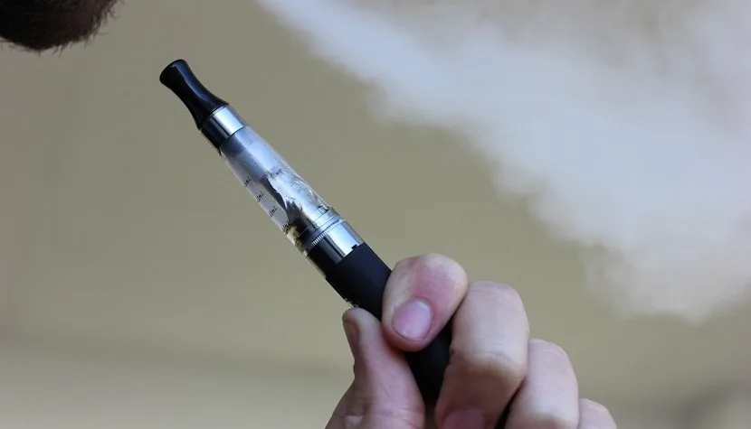 Substanțele chimice din dispozitivele de vapat pot fi extrem de toxice la încălzire, arată un studiu