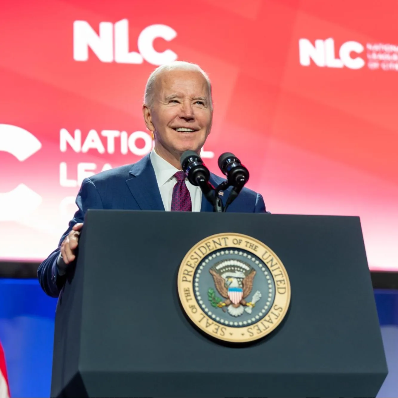 Biden pregătește închiderea temporară a graniței cu Mexic pentru migranții clandestini