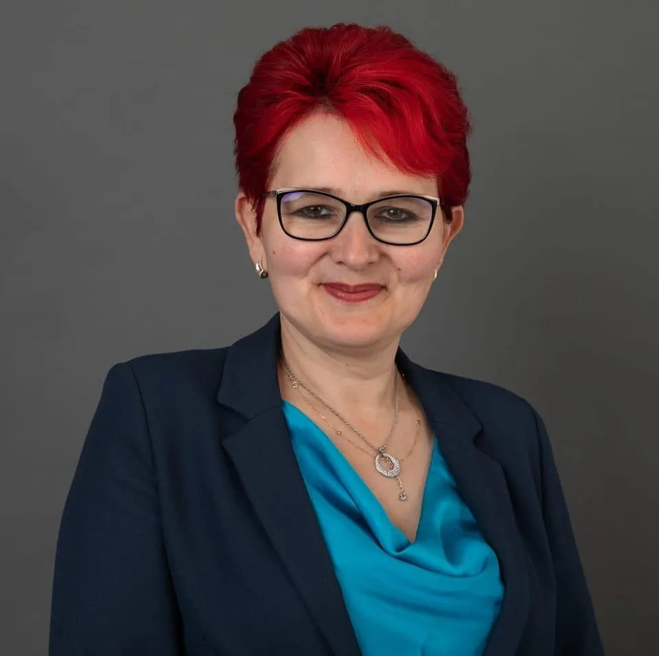 Primărița din Brusturi, anchetată pentru mită electorală. Livia Bârlău mai este și judecată pentru tentativă de omor