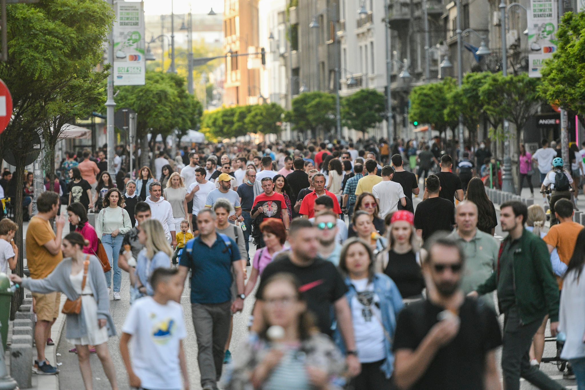 Tinerii din România stau la un job, in medie, patru luni. De ce s-a ajuns aici