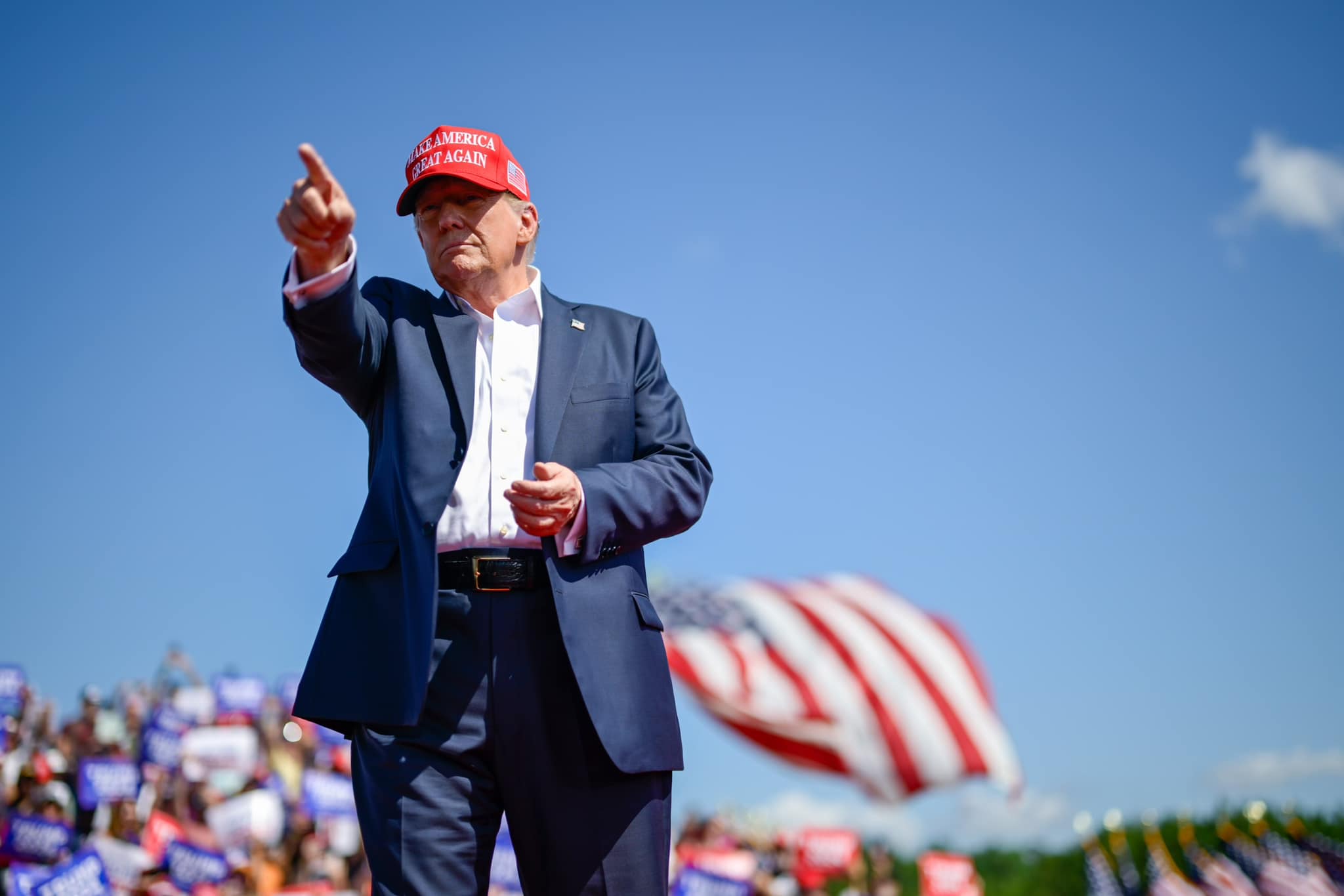 Trump va reduce sprijinul militar pentru Europa de Est, dacă va câștiga alegerile, avertizează un consilier apropiat