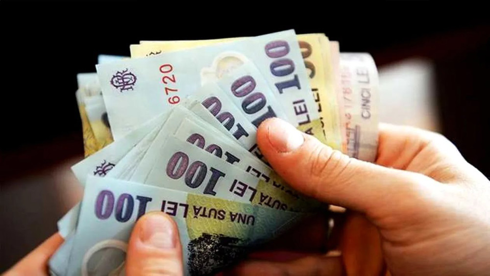 Țara vizitată de mulți români care e la un pas de a elimina plățile cash. Oamenii cer și menținerea plăților în numerar