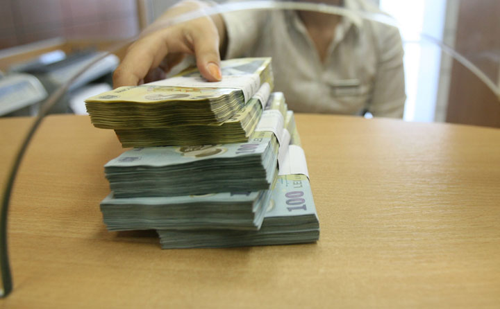 Pensionara care a primit peste 10.000 de lei la recalculare. Gestul făcut imediat