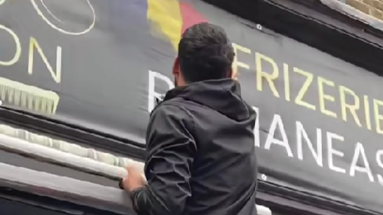 Românii își ascund naționalitatea, de frica violențelor din Anglia. Ce a făcut proprietarul unei frizerii
