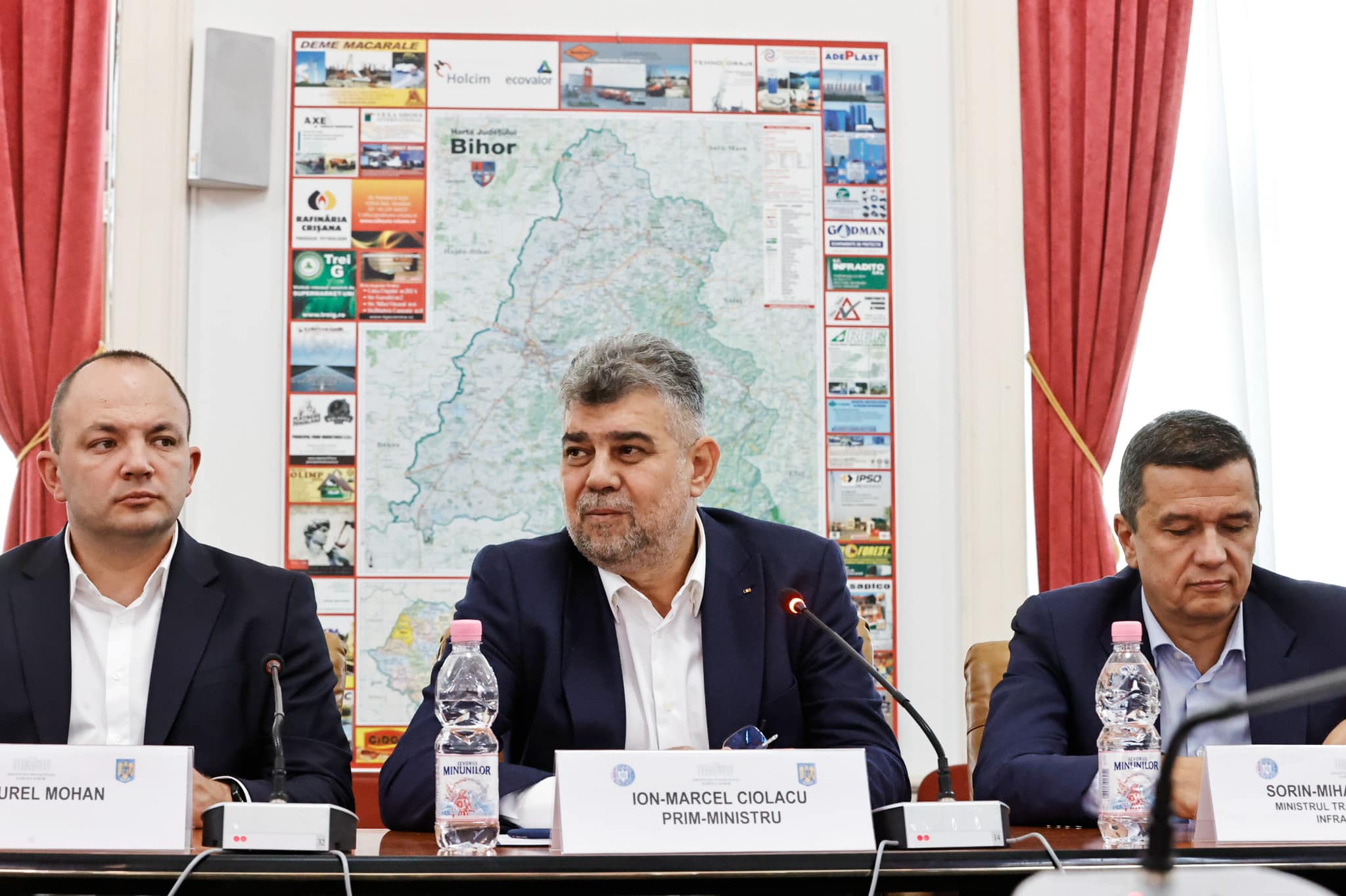 Ciolacu, cel mai „vizibil” ministru în august. Subordonații care îi urmează în clasament