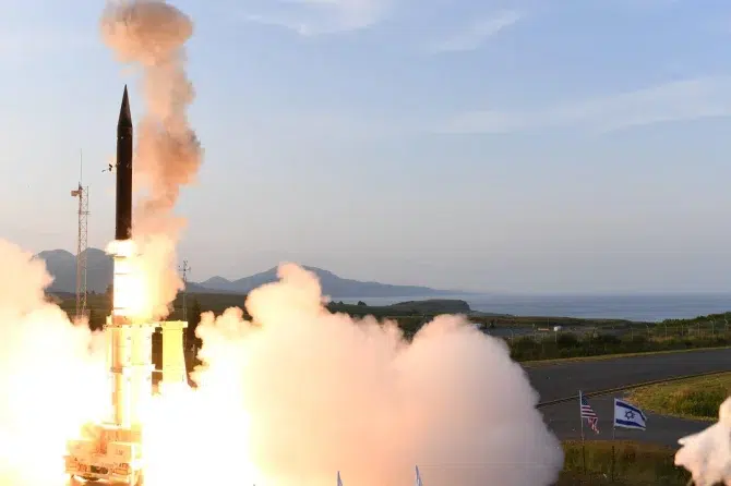 NATO începe exercițiul cu bombe nucleare. Mesajul transmis prin operațiunea „Steadfast Noon”