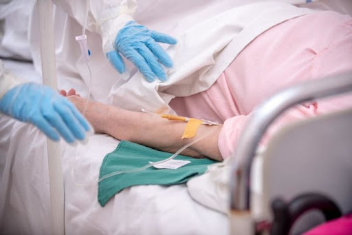 Un tânăr bucureștean a paralizat brusc. Medicii din șase spitale nu au găsit nicio explicație