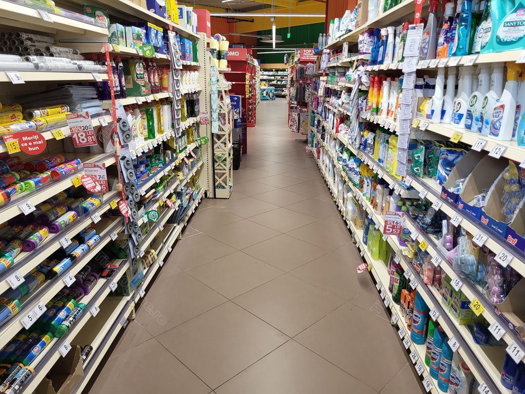 Noua obligație pentru magazine, aplicabilă de joi. ANPC amenință cu amenzi substanțiale
