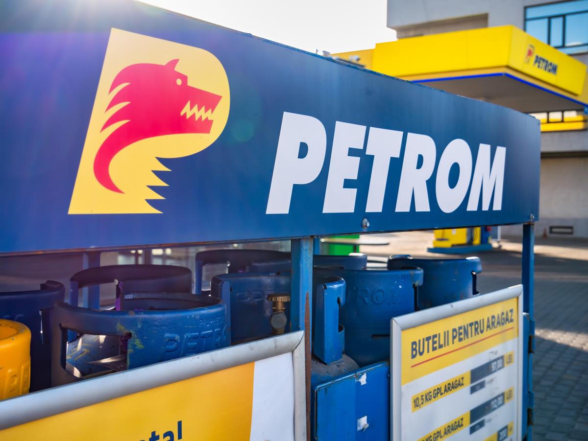 Cum s-a ajuns la un proces de 9 miliarde de euro între foștii angajați Petrom și Guvernul României. Sunt amenzi substanțiale pentru fiecare zi de întârziere