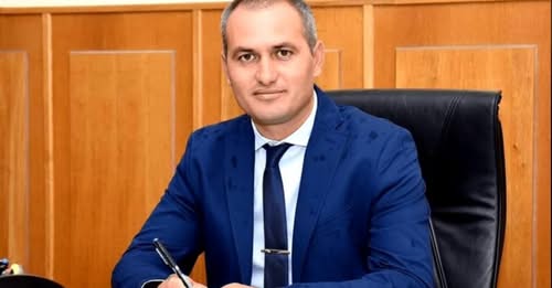 Primarul din Crevedia, Florin Petre, arestat pentru trafic de persoane. A devenit cunoscut după explozia de la stația GPL