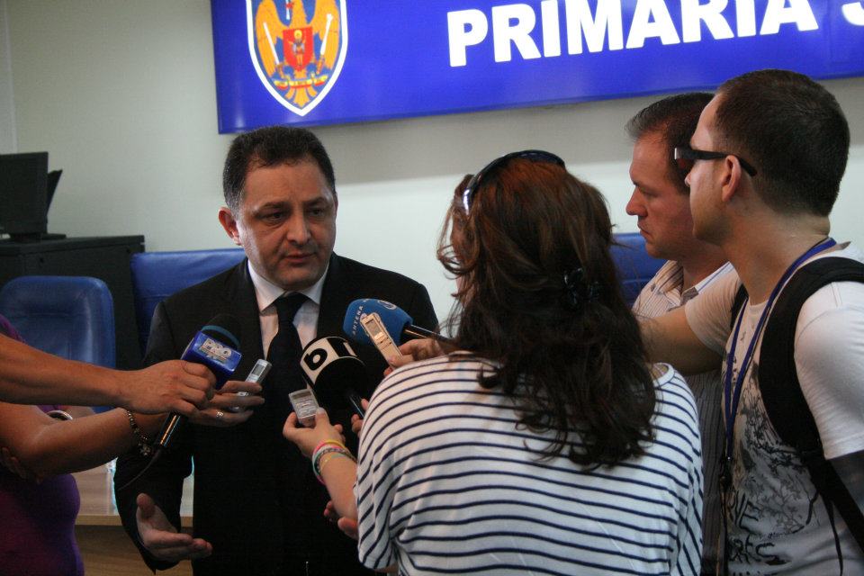 Marian Vanghelie, judecat pentru „Economat”. Acuzațiile procurorilor: capsator de doi lei 50, vândut cu 81