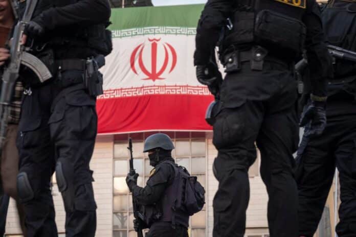 Grazile Revolutionare din Iran