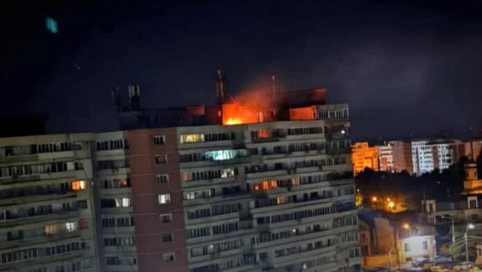 Drona prabusita la peste un bloc, la Galați